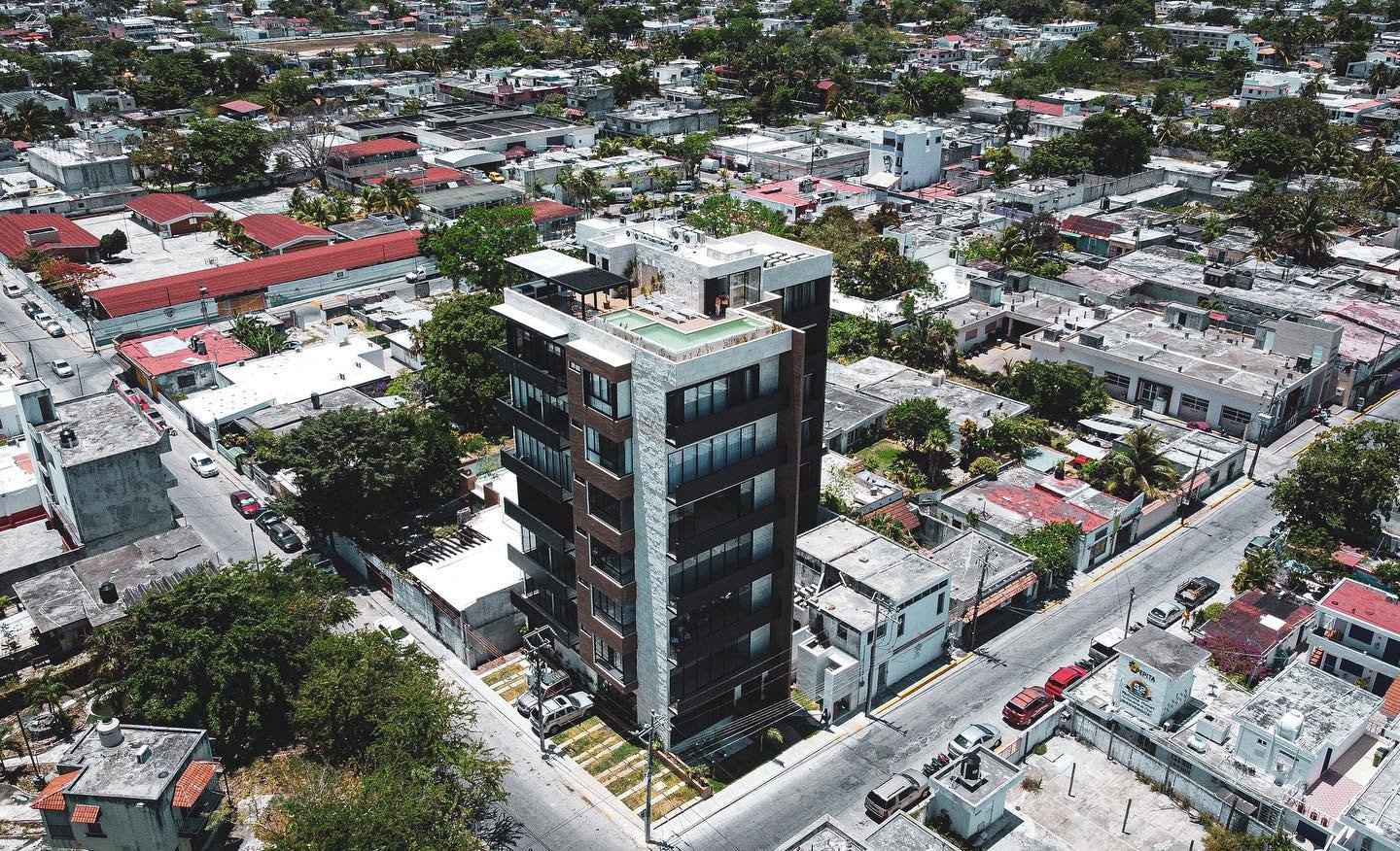 Vista aérea edificio Distrito Cozumel terminado