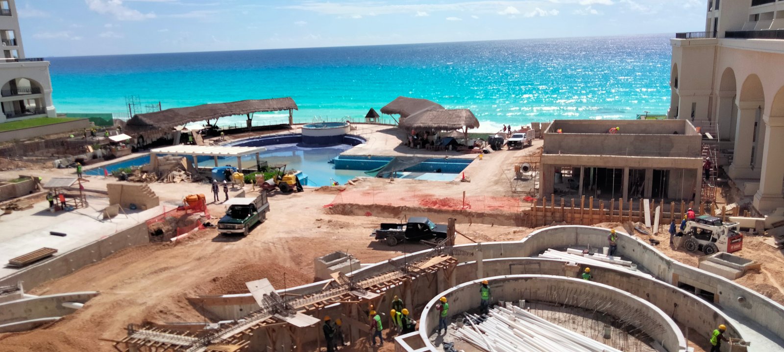 Remodelación Hotel Marriott Cancún frente al mar Caribe